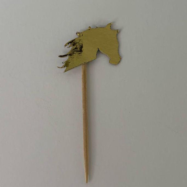 Horses topper cake, themed birthday parties, horse lovers and girls who are passionate about horses!