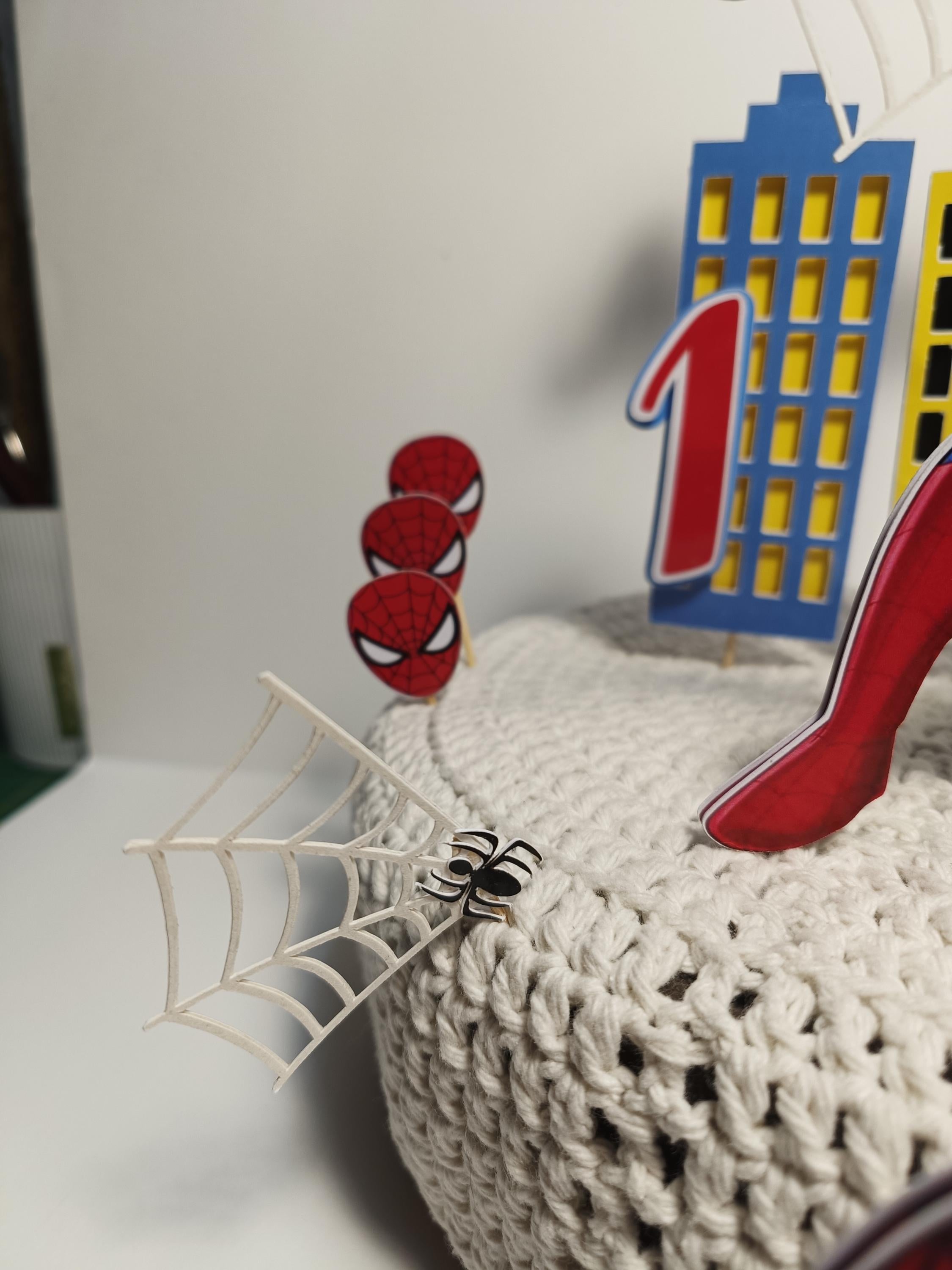 Spider-Man Taartdecoratie in Lagen – Model 1 – afbeelding 10